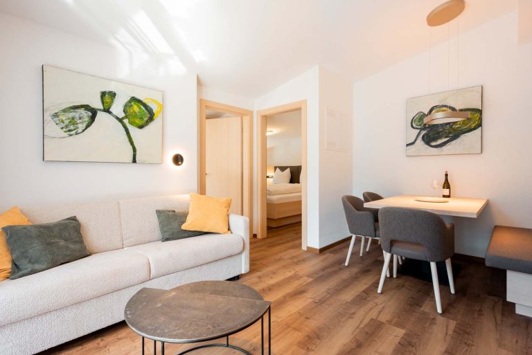 Helles Apartment mit moderner Einrichtung
